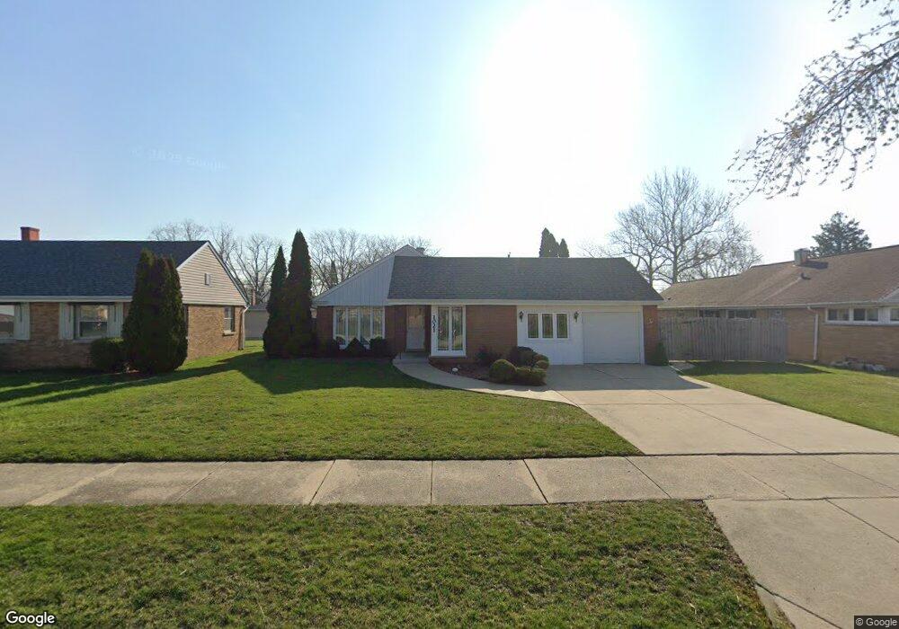 1021 Norfolk Ave, Westchester, IL 60154 - photo 1