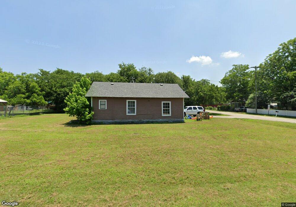 214 W Merritt Ave, Ennis, TX 75119 - photo 1