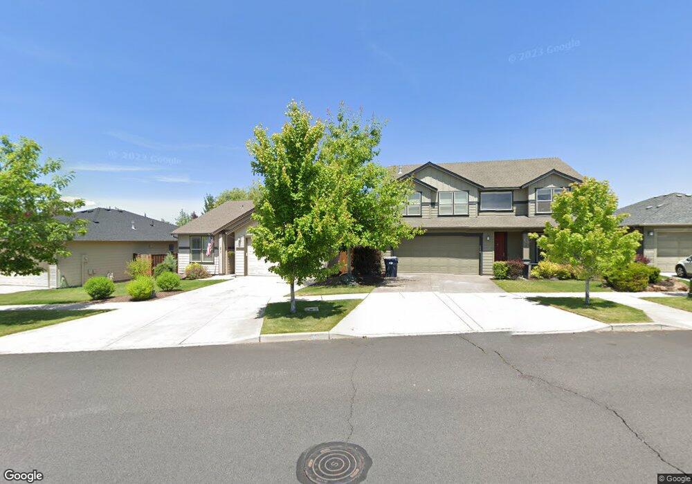 3 NE Red Oak Dr, Bend, OR 97701 - photo 1