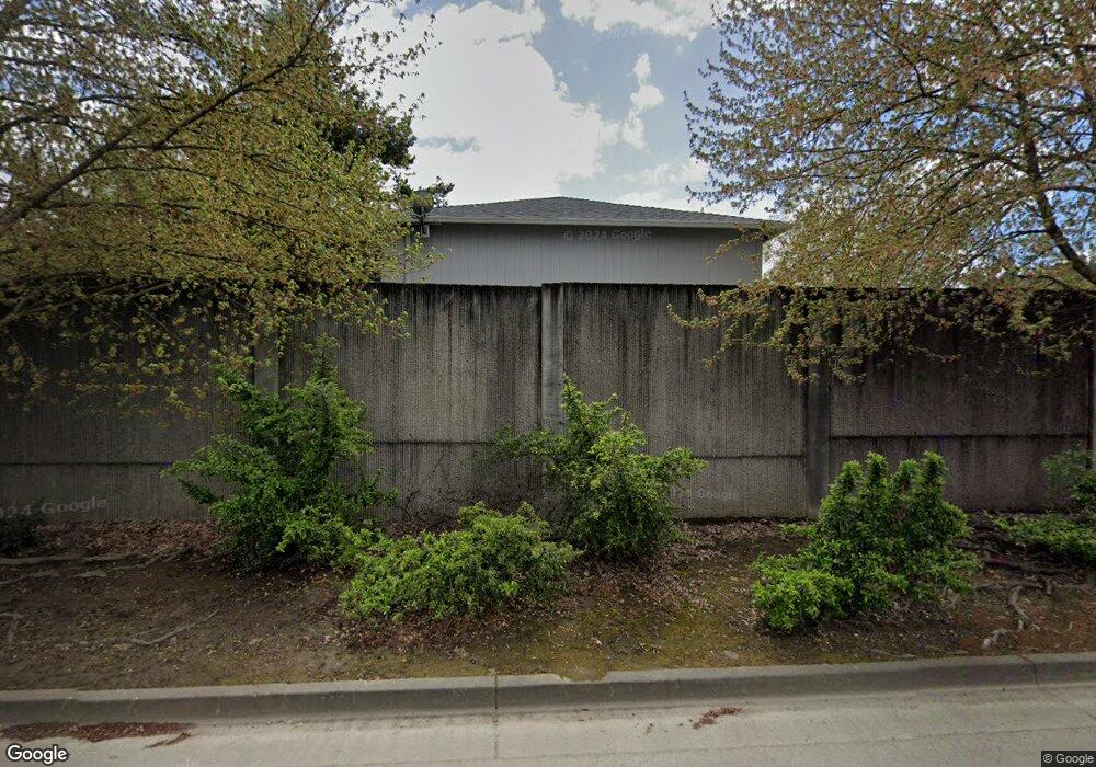 580 Sunset Way, Grants Pass, OR 97527 - photo 1