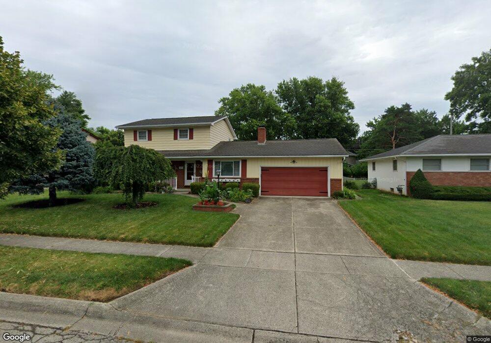 5674 Lindenwood Rd, Columbus, OH 43229 - photo 1