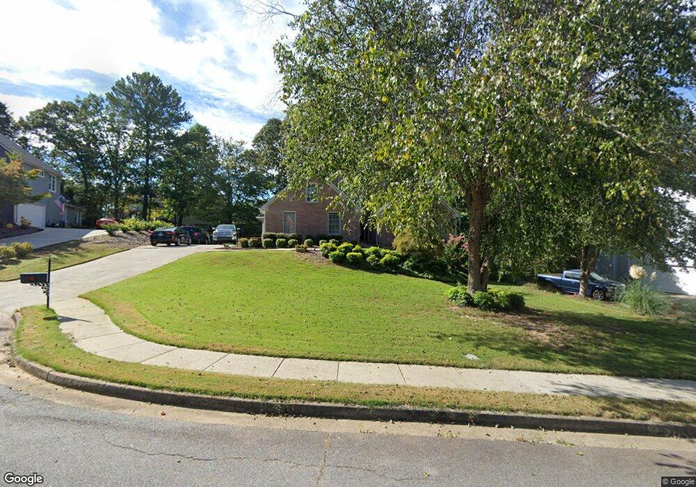 5655 Snowberry Dr unit 1, Sugar Hill, GA 30518 - photo 1