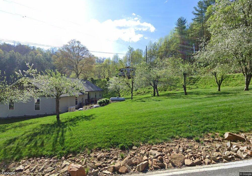 517 Bradford Rd, Burnsville, NC 28714 - photo 1