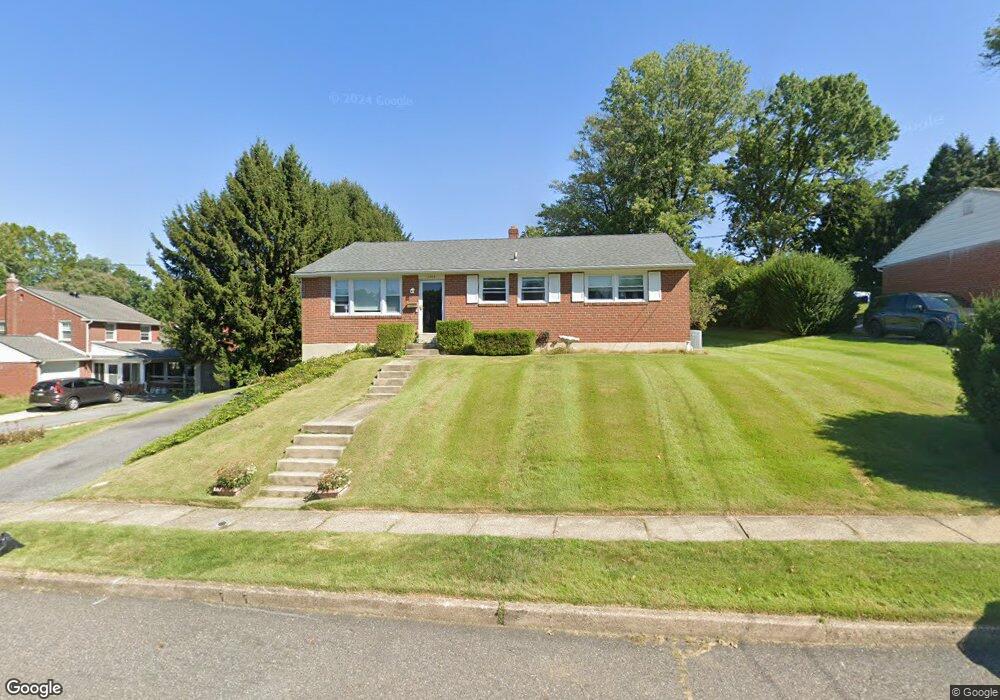 4949 Jackson Dr, Brookhaven, PA 19015 - photo 1