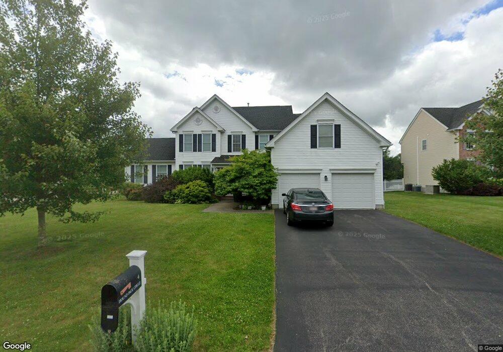 4 Hound Pack Cir, East Walpole, MA 02032 - photo 1