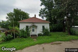 307 Cass St, Keosauqua, IA 52565