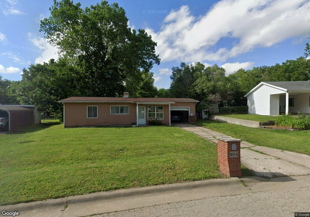 904 SW 31st Terrace, Topeka, KS 66611 - photo 1