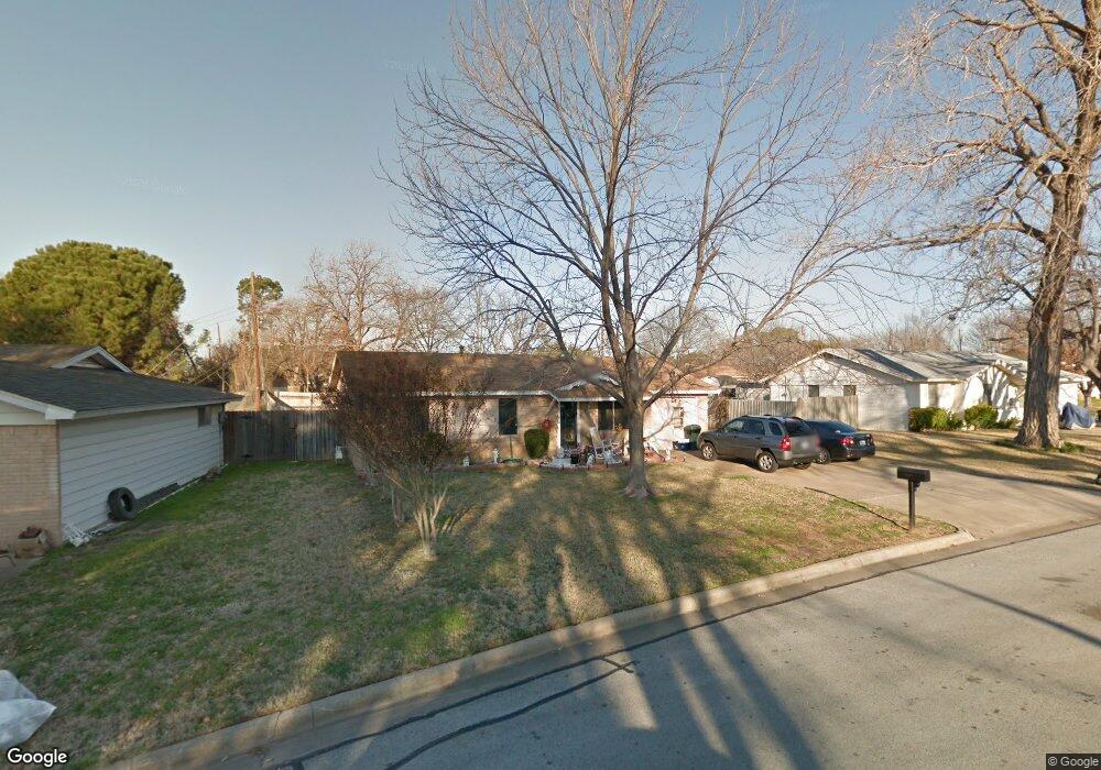 1005 Bryan Dr, Bedford, TX 76022 - photo 1