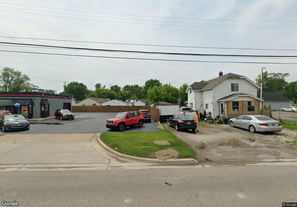 1113 W Bristol Rd, Flint, MI 48507 - photo 1