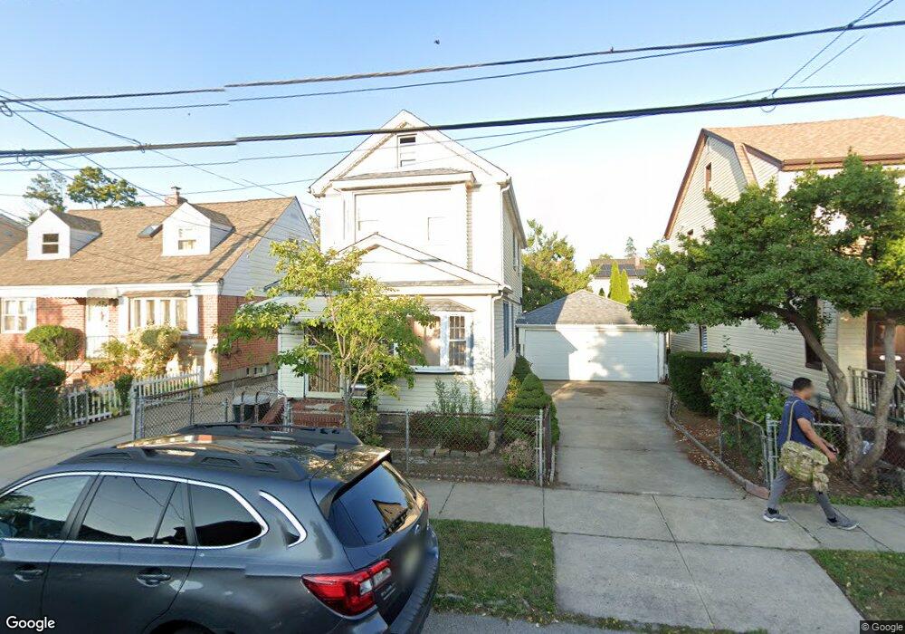 8023 161st St, Jamaica, NY 11432 - photo 1