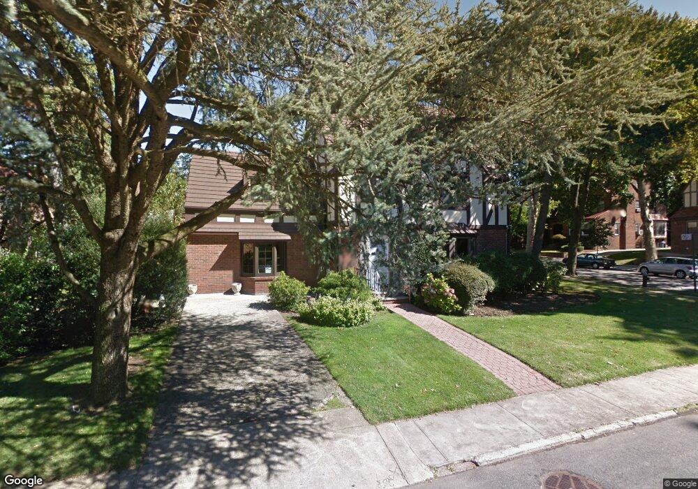 6955 Ingram St, Forest Hills, NY 11375 - photo 1