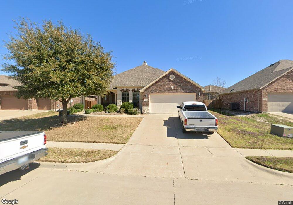 2205 Caroline Dr, Weatherford, TX 76087 - photo 1