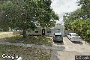 812 Iroquois St, Jupiter, FL 33458