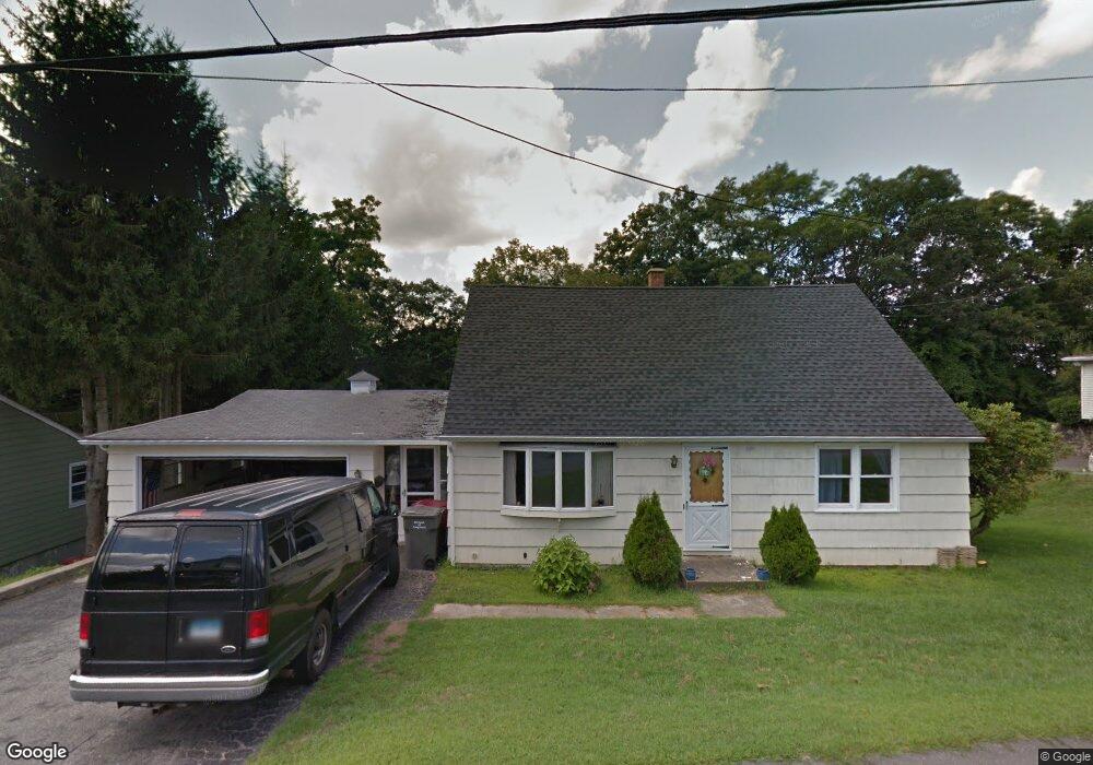 52 Phoenix Ave, Naugatuck, CT 06770 - photo 1