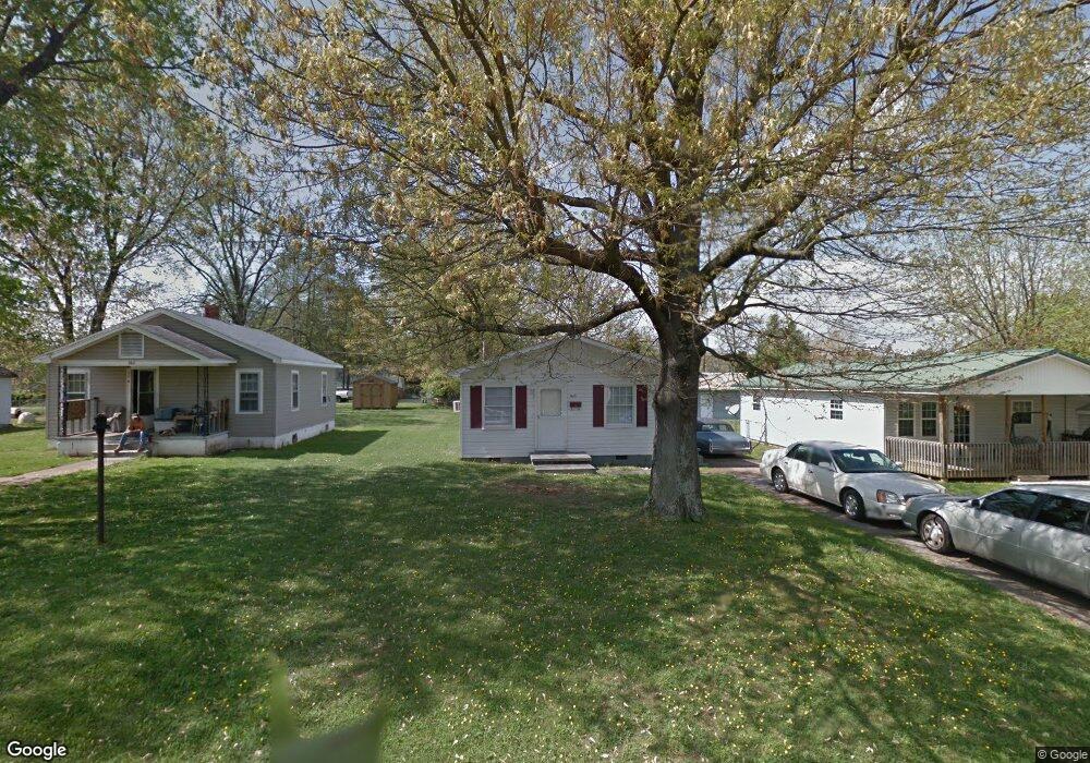 1613 E Myrtle Ave, Johnson City, TN 37601 - photo 1