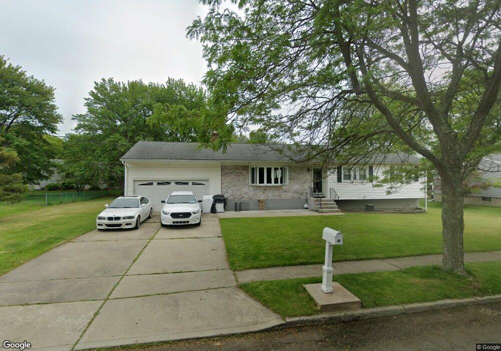 65 Oxbow Ln, West Haven, CT 06516 - photo 1