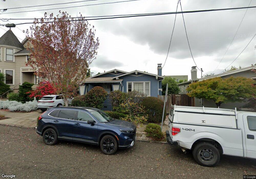 2152 Russell St, Berkeley, CA 94705 - photo 1