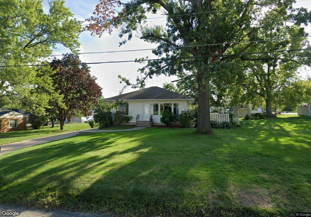 605 19th St NW, Cedar Rapids, IA 52405 - photo 1