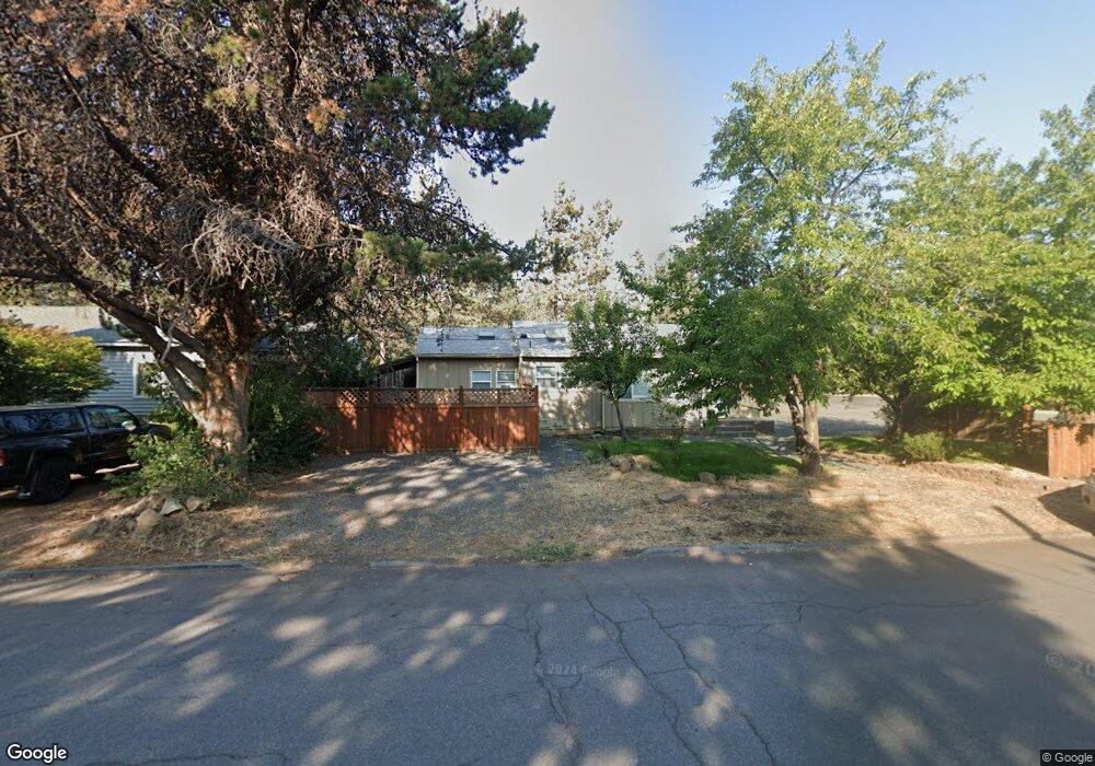 923 NE 6th St, Bend, OR 97701 - photo 1