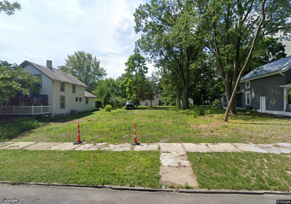 915 E 14th St, Davenport, IA 52803 - photo 1