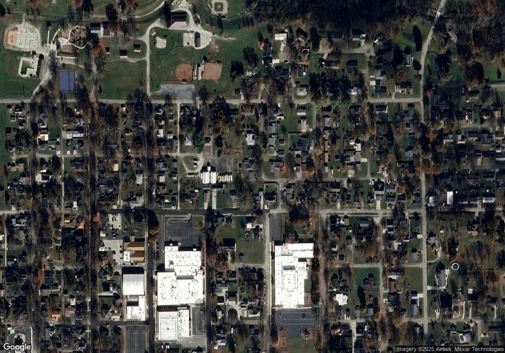 1301 7th St, Covington, IN 47932 - photo 1