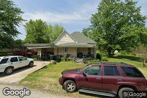 208 W Willow St, Clarence, MO 63437