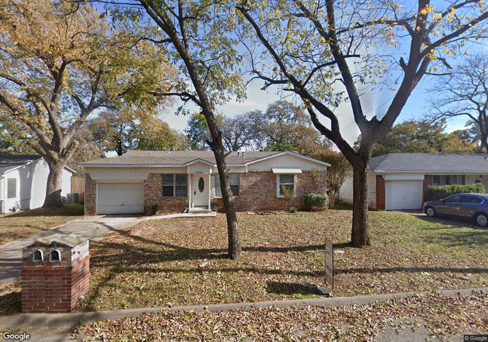 532 Norwood Dr, Hurst, TX 76053 - photo 1