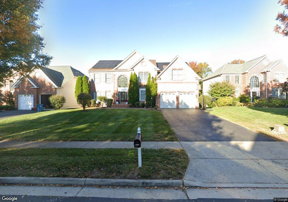 43221 Valiant Dr, Chantilly, VA 20152 - photo 1