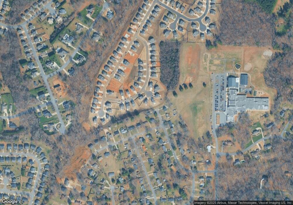 104 Moondog Ct, Statesville, NC 28625 - photo 1