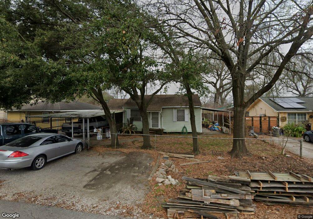 13413 Louisville St, Houston, TX 77015 - photo 1