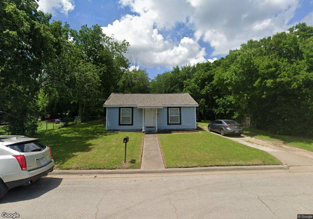 1307 N Douglas Ave, Cleburne, TX 76033 - photo 1