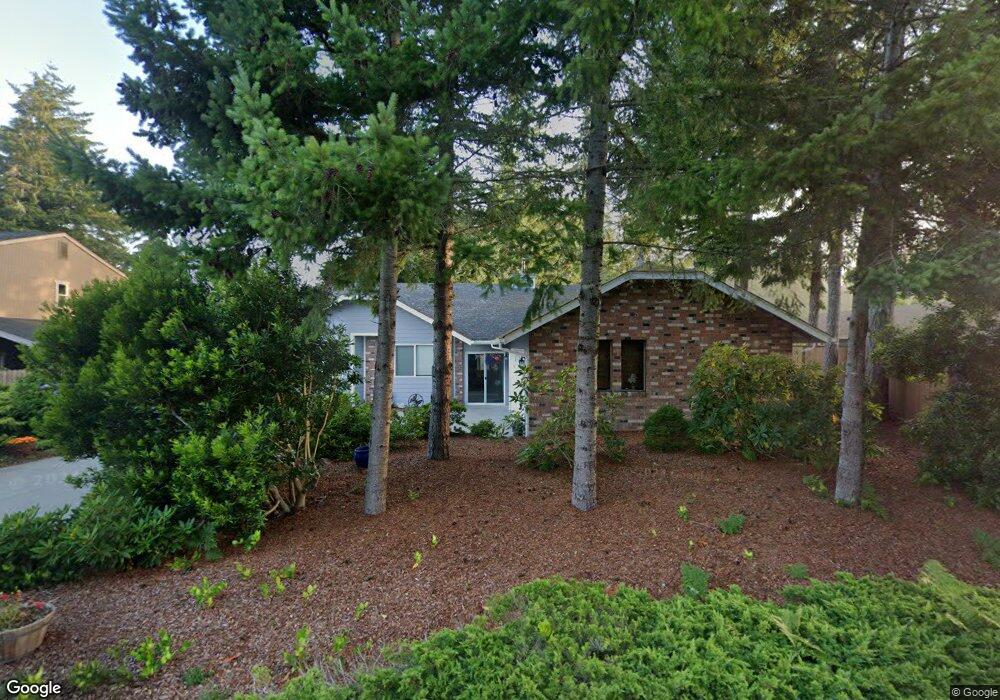 2315 24th St, Florence, OR 97439 - photo 1