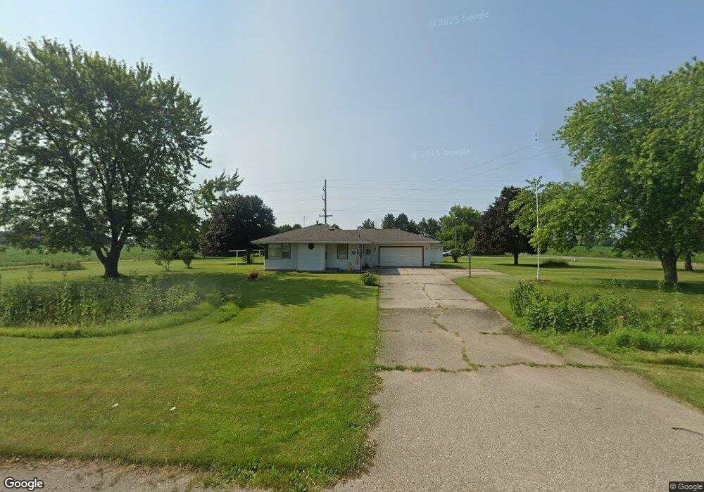 8995 W Caro Rd, Reese, MI 48757 - photo 1