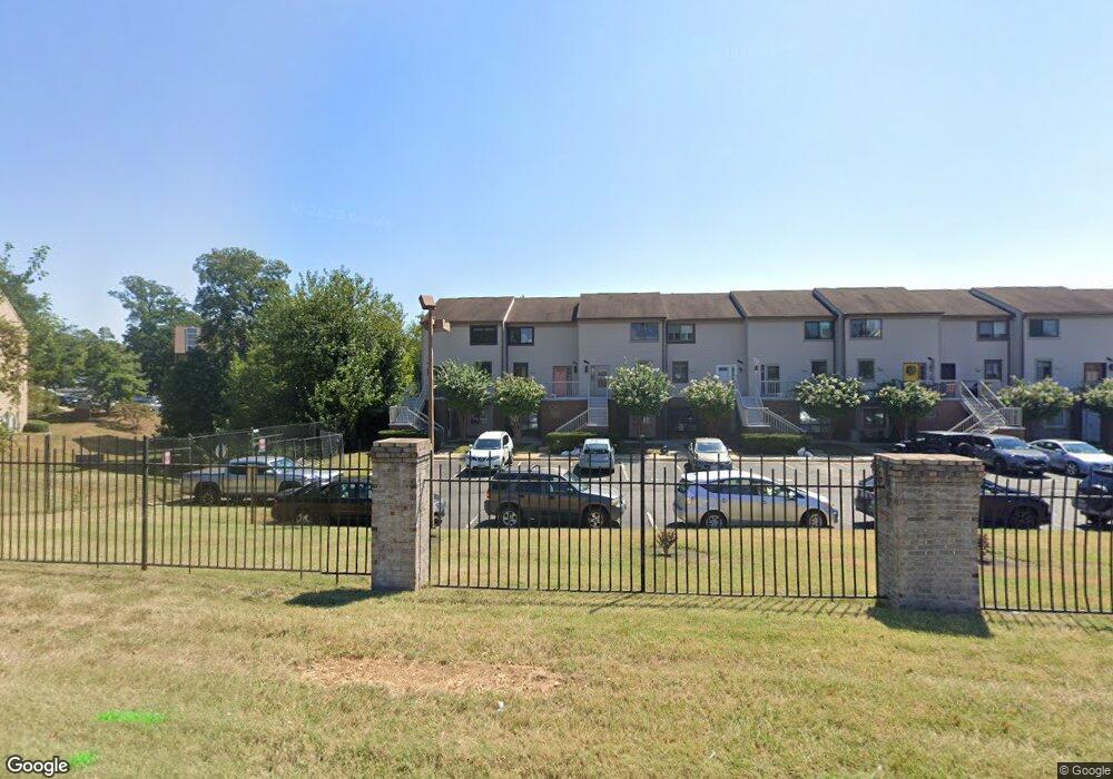 3165 Hawthorne Dr NE unit 3165, Washington, DC 20017 - photo 1