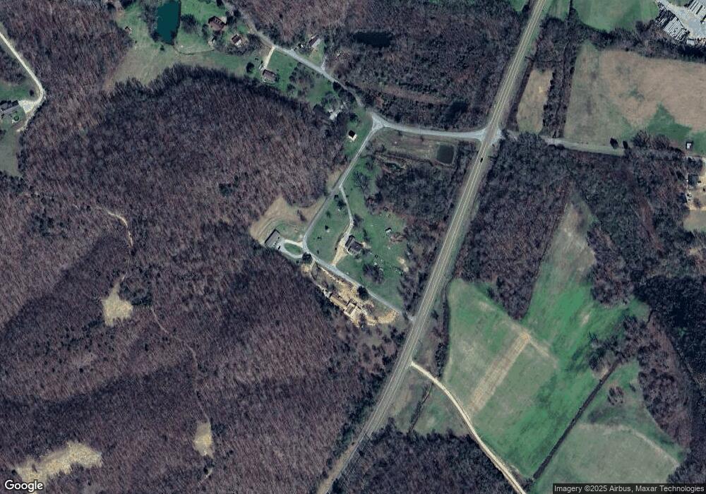 88 Spring Cir, Linden, TN 37096 - photo 1