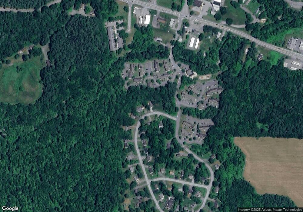 242 Sherwood Cir, Brattleboro, VT 05301 - photo 1