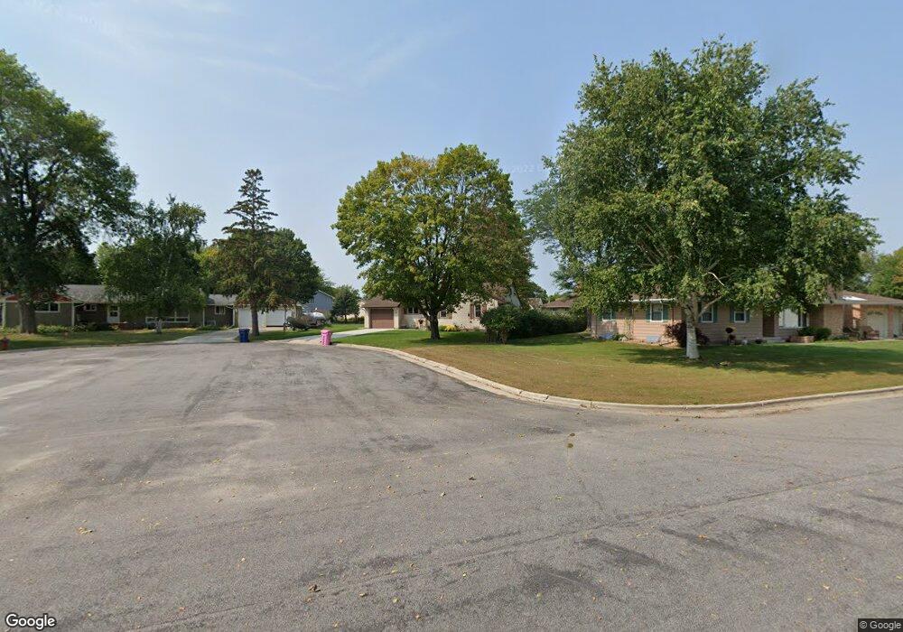 135 135 Bianchi Dr, New Ulm, MN 56073 - photo 1