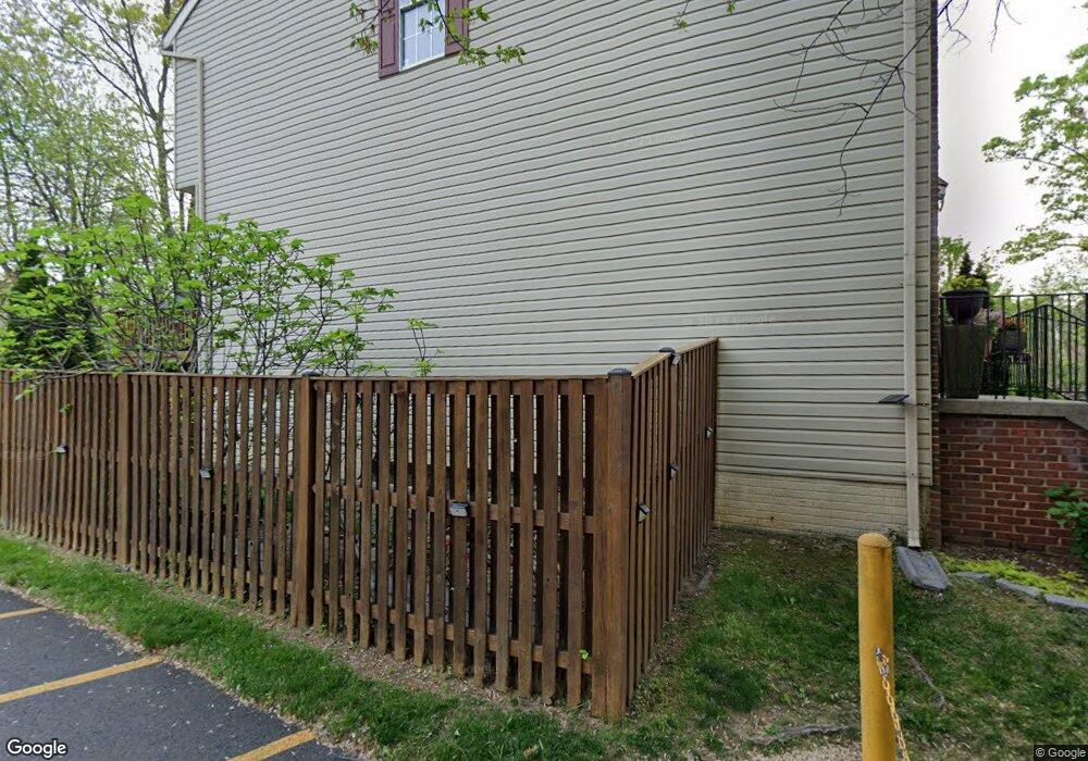 8101 Madrillon Springs Ln, Vienna, VA 22182 - photo 1