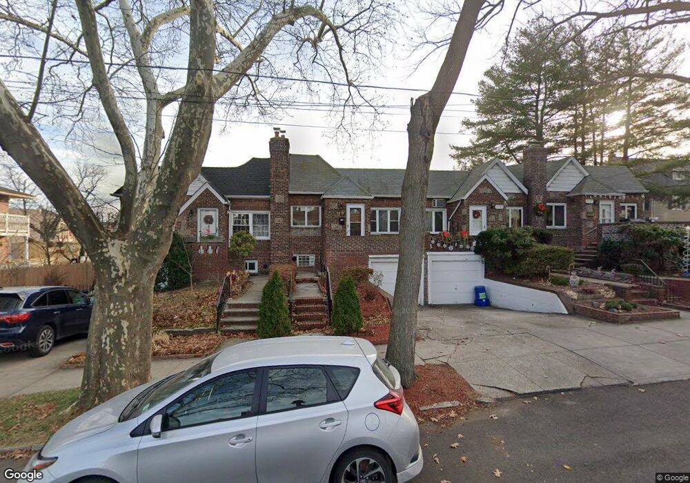 3231 190th St, Flushing, NY 11358 - photo 1