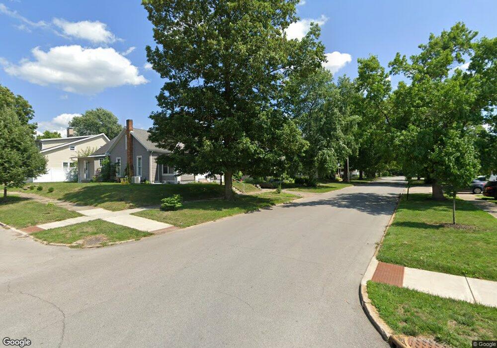 318 5th St, Covington, IN 47932 - photo 1