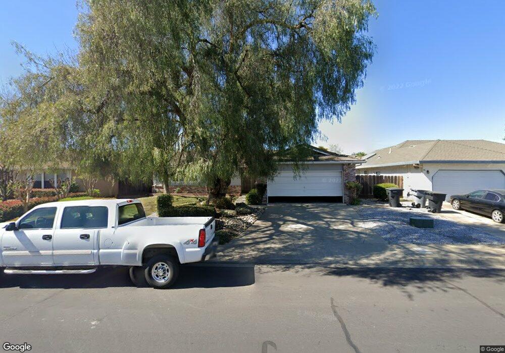 62 Willowood Dr, Oakdale, CA 95361 - photo 1