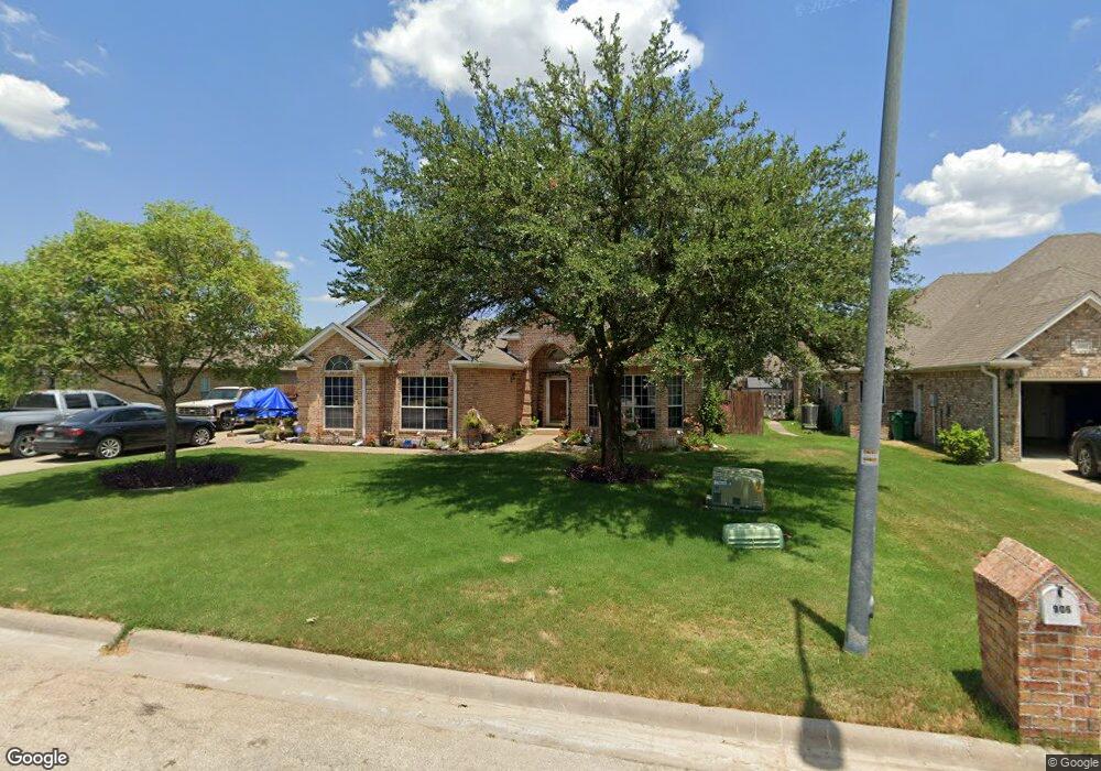 906 Wheeler Creek Dr, Gainesville, TX 76240 - photo 1