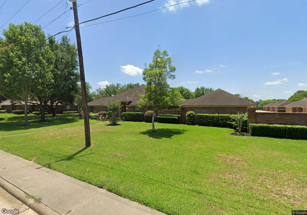 211 Skyview Terrace unit 204, Friendswood, TX 77546 - photo 1