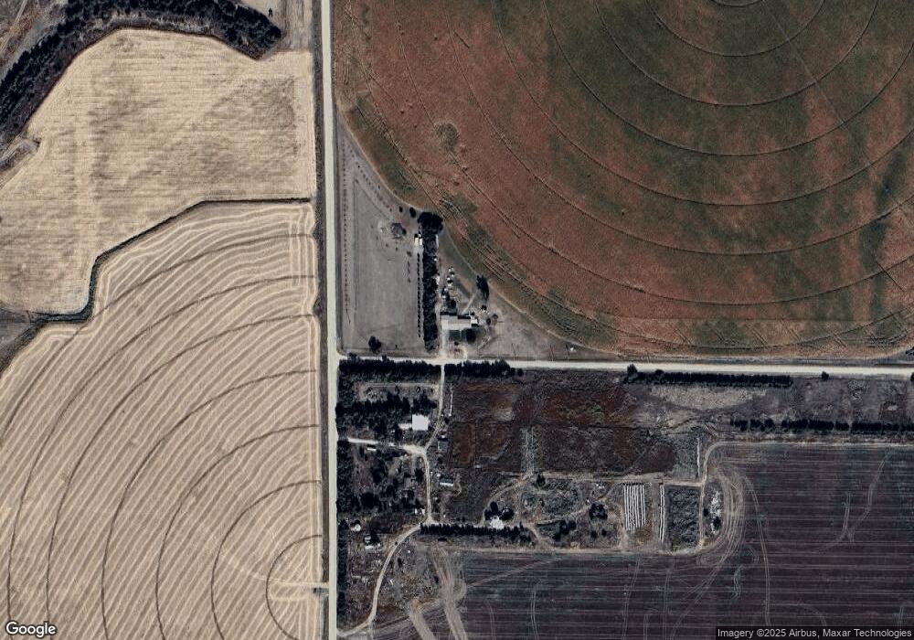 8687 W State Farm Rd, North Platte, NE 69101 - photo 1