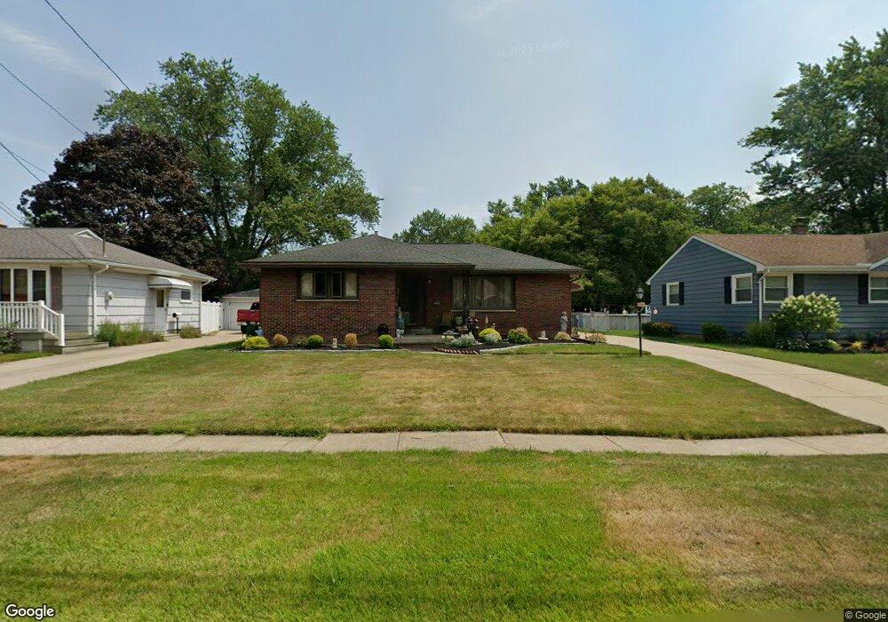 195 Homestead Dr, North Tonawanda, NY 14120 - photo 1