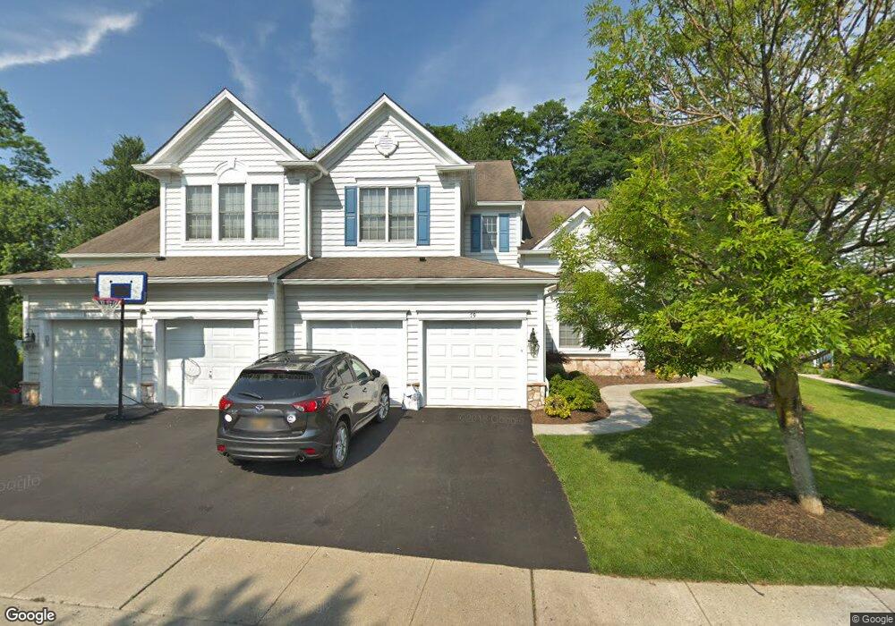 79 Buckthorn Ct, Paramus, NJ 07652 - photo 1