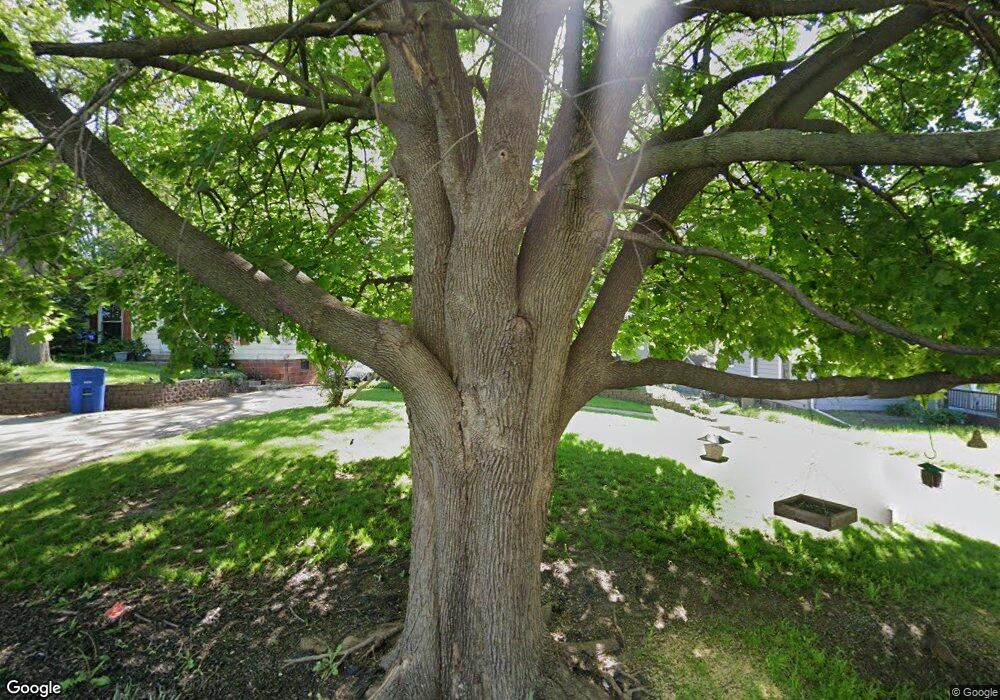 1125 59th St, Des Moines, IA 50311 - photo 1