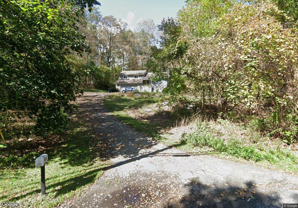 137 Oscawana Lake Rd, Putnam Valley, NY 10579 - photo 1