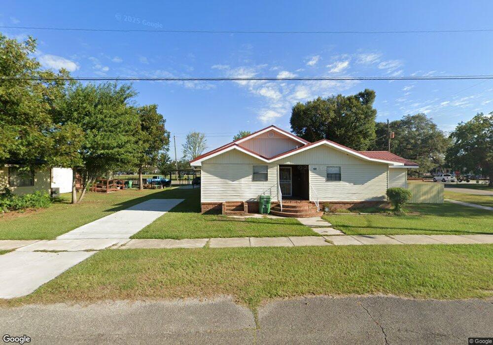 704 Williams Ave, Picayune, MS 39466 - photo 1
