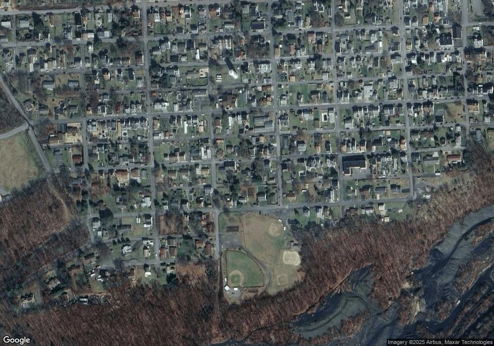 1320 W Fern St, Coal Township, PA 17866 - photo 1